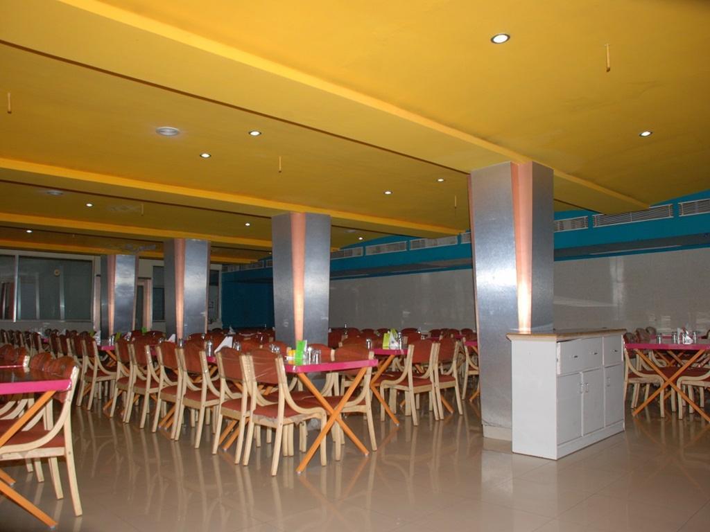 Hotel Nyay Mandir Bharuch Exterior photo
